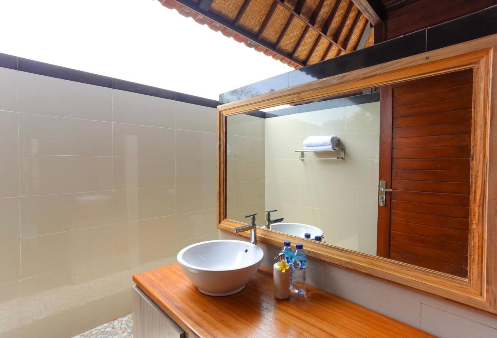 Island Cabanas Formerly Taman Sari Villa Nusa Lembongan  Exterior photo