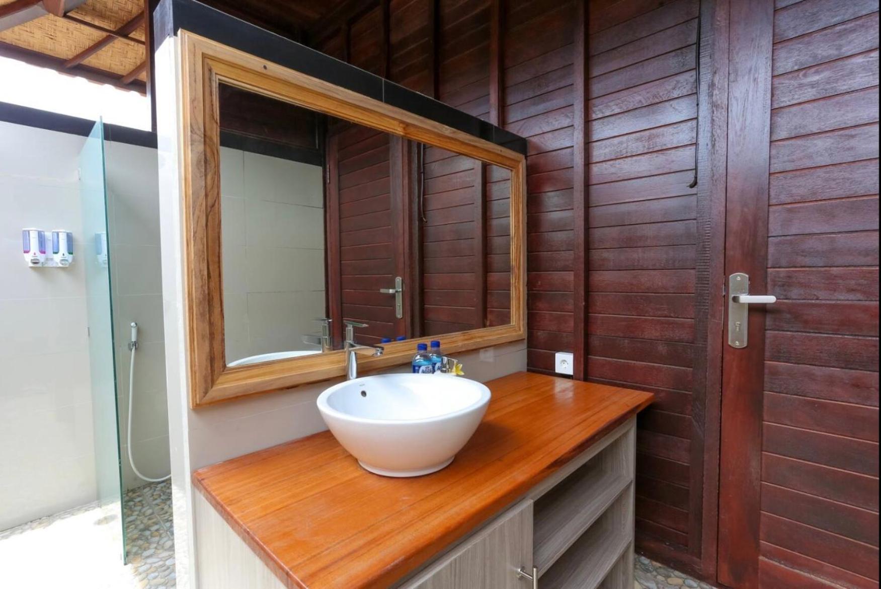 Island Cabanas Formerly Taman Sari Villa Nusa Lembongan  Exterior photo